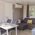 Camping Le Clos Des Soulacaises *
