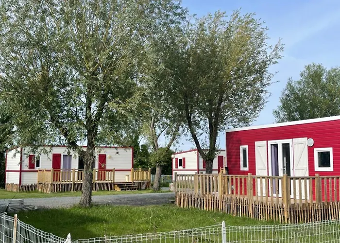 Le Clos Des Soulacaises Кемпинг *
