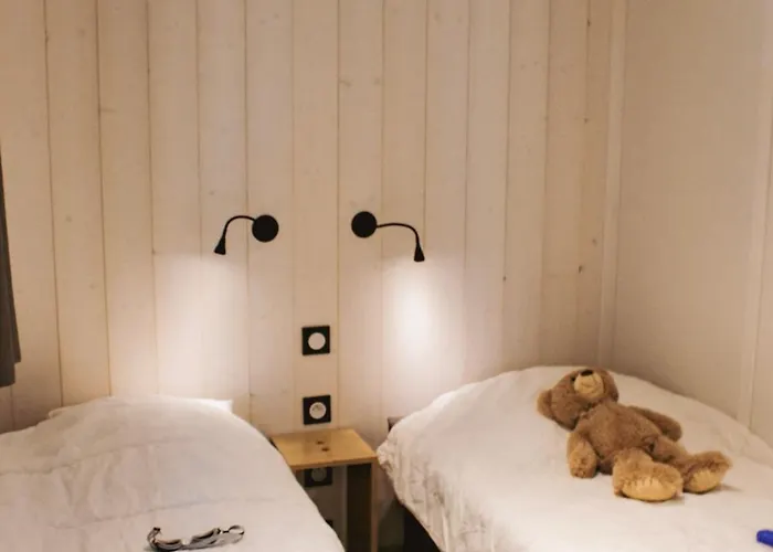 Le Clos Des Soulacaises Кемпинг